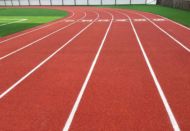 德朝报道：四川校园塑胶跑道材料专项整治行动实施！