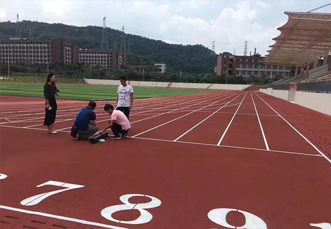 原来全塑型塑胶跑道有那么多你不知道的优点？