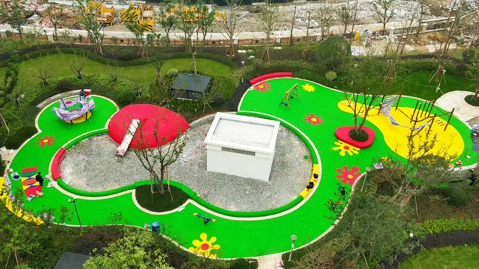 承接施工各种游乐场epdm面层 幼儿园塑胶场地 儿童乐园场地-阿里巴巴