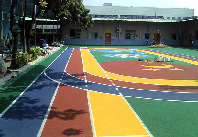 幼儿园室外场地用EPDM塑胶跑道材料最合适!