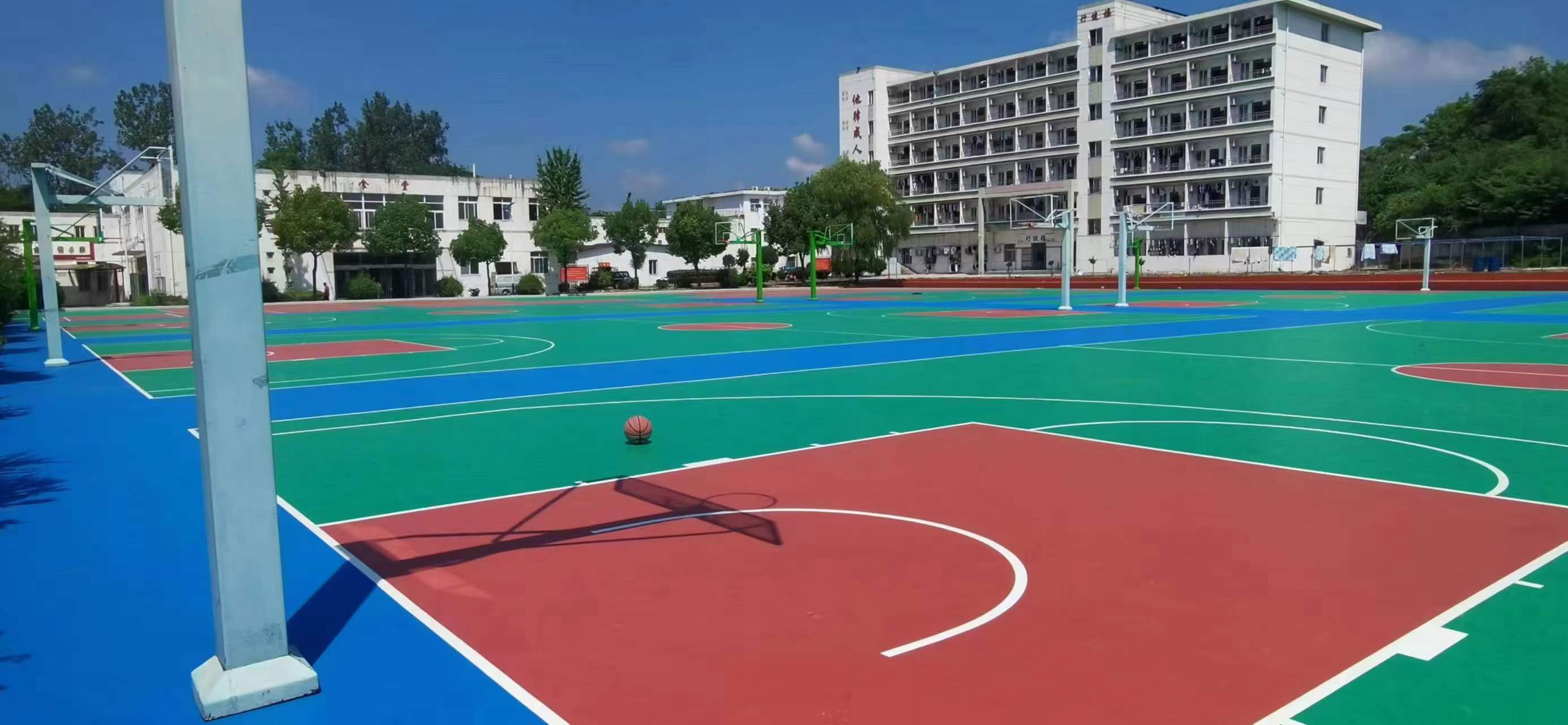 吉林硅pu篮球场做好多久可以使用？【德朝体育】
