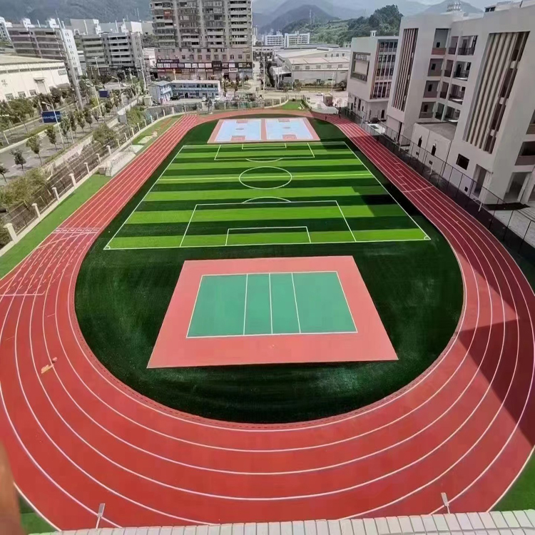 在黑龙江塑胶跑道生产厂家该怎么选？【德朝体育】