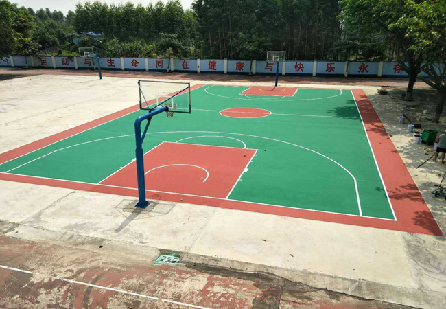 热烈庆祝广东肇庆四会大沙小学丙烯酸篮球场顺利完工