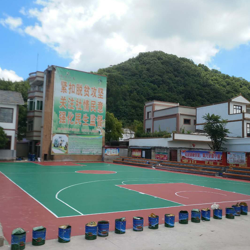在广东学校硅PU球场施工基础很差如何解决？【德朝体育】