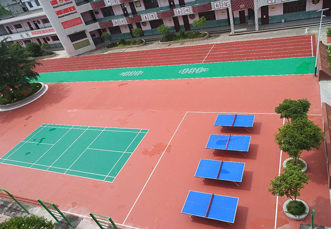 江西乐安小学综合型塑胶球场跑道完美收官！