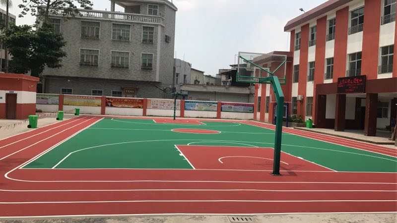 热烈庆祝广东潮州文風学校丙烯酸篮球场跑道验收使用