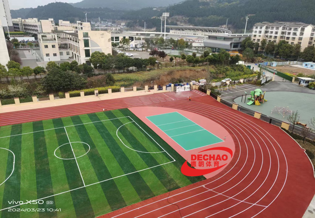 小学塑胶跑道