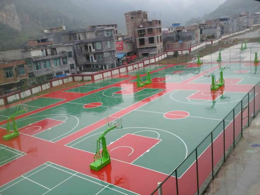 当WPPU球场材料遇到下雨天该怎么办？