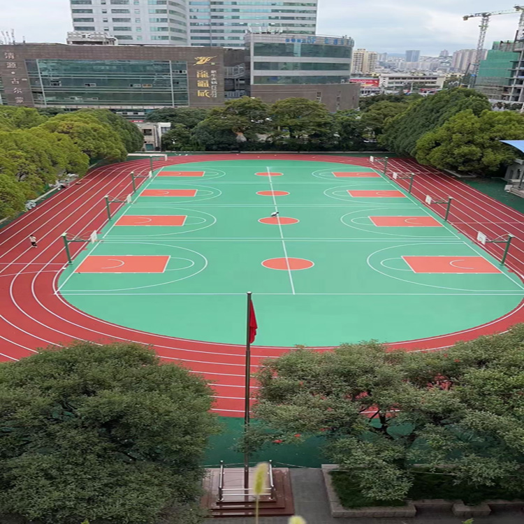 在吉林塑胶跑道生产厂家该怎么选？【德朝体育】